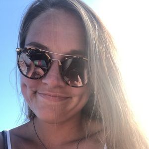 Meet your Posher, Reilly